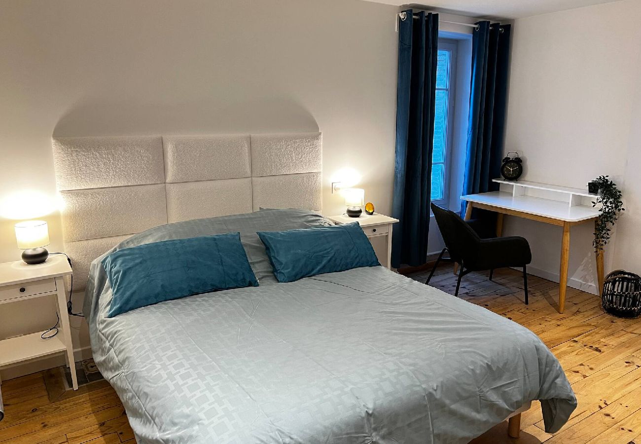 Maison mitoyenne à Gramat - St Hélène maison de ville