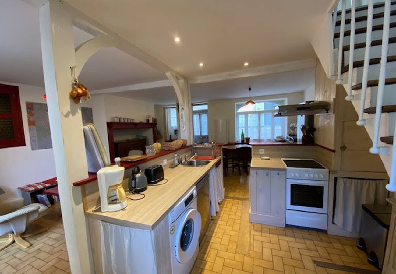 Maison mitoyenne à Gramat - Jolie maison de ville à Gramat