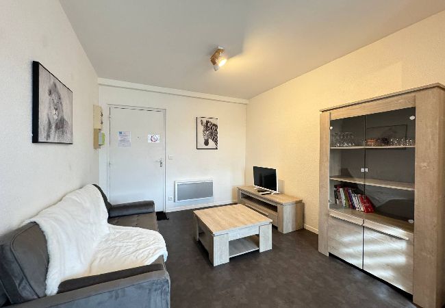 Appartement à Gramat - Côté jardin, appa...