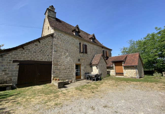 Maison à Miers - Grande maison de famille à Miers