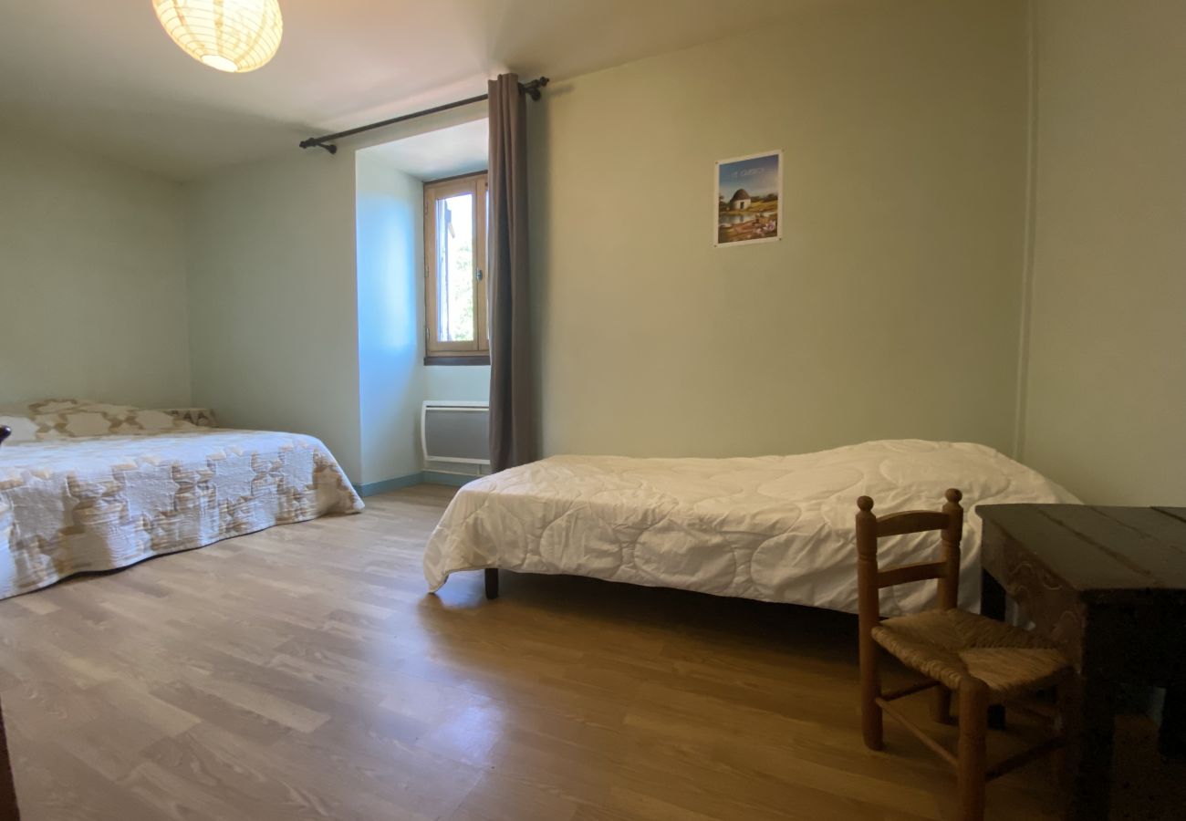 Maison à Miers - Grande maison de famille à Miers