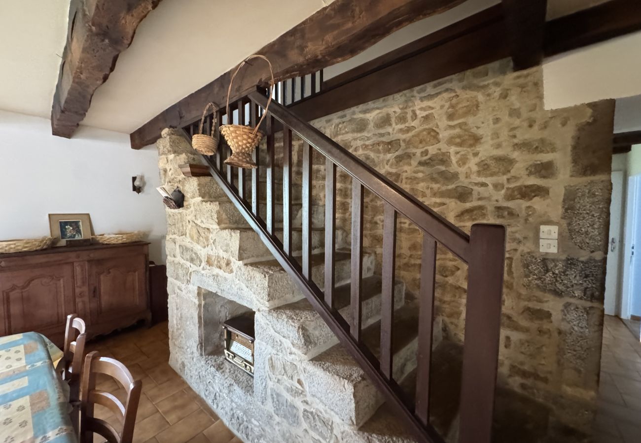 Maison à Miers - Gîte de charme en pierre , grand jardin, proche Ro