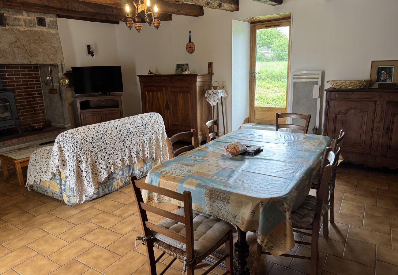 Maison à Miers - Gîte de charme en pierre , grand jardin, proche Ro