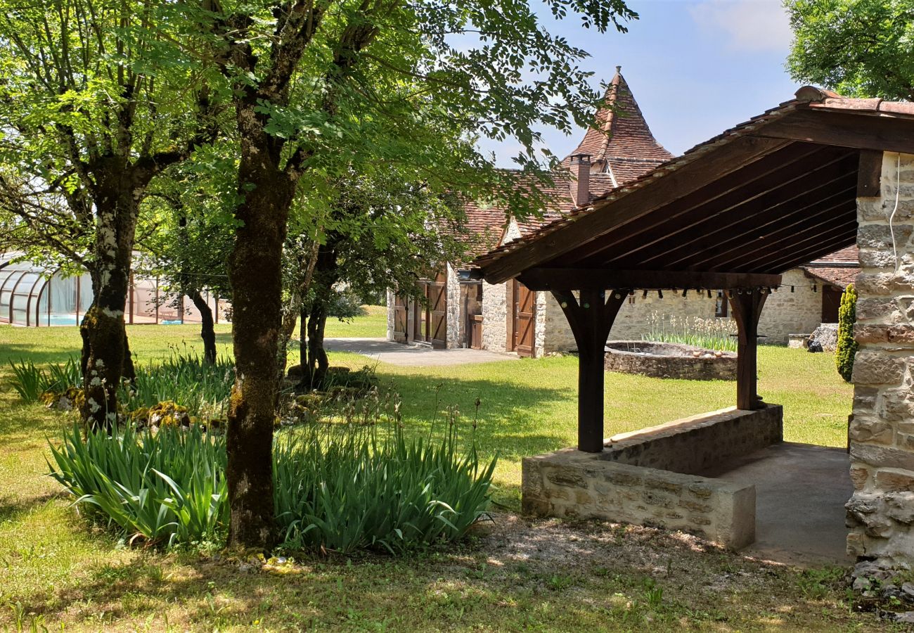 Maison à Flaujac-Gare - jolie maison de vacances avec piscine