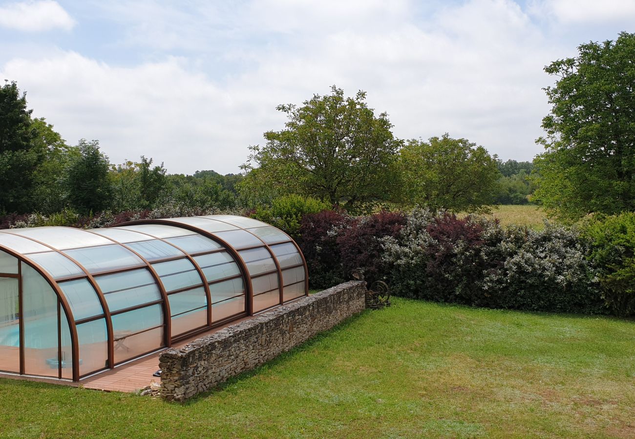 Maison à Flaujac-Gare - jolie maison de vacances avec piscine