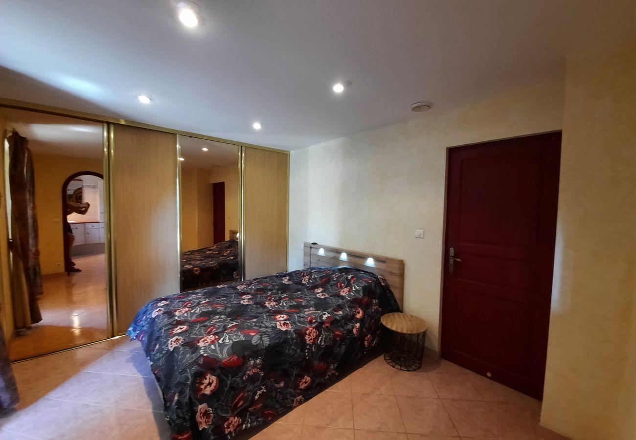 Maison à Flaujac-Gare - jolie maison de vacances avec piscine